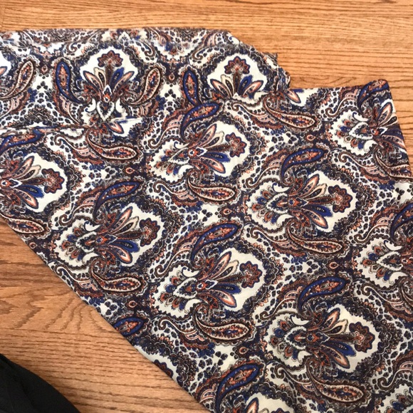 j. crew scarf paisley print scarf - Picture 3 of 6